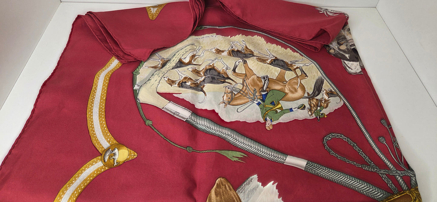 Carré Hermès en twill de soie "Le Laisser Courre "