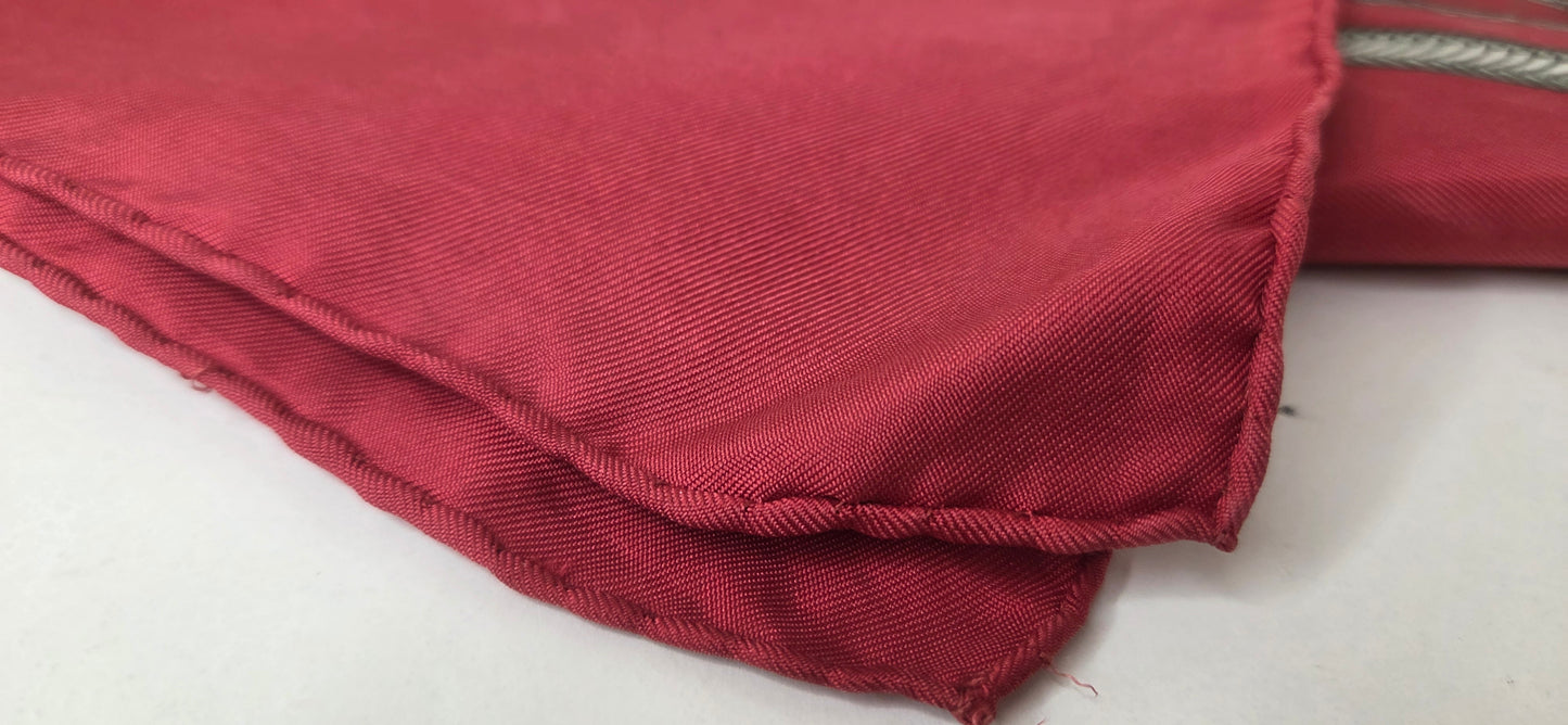 Carré Hermès en twill de soie "Le Laisser Courre "