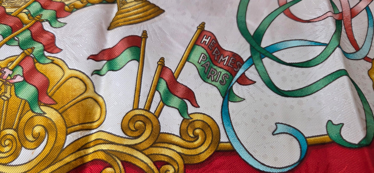 Carré Hermès en twill de soie "Luna Park "
