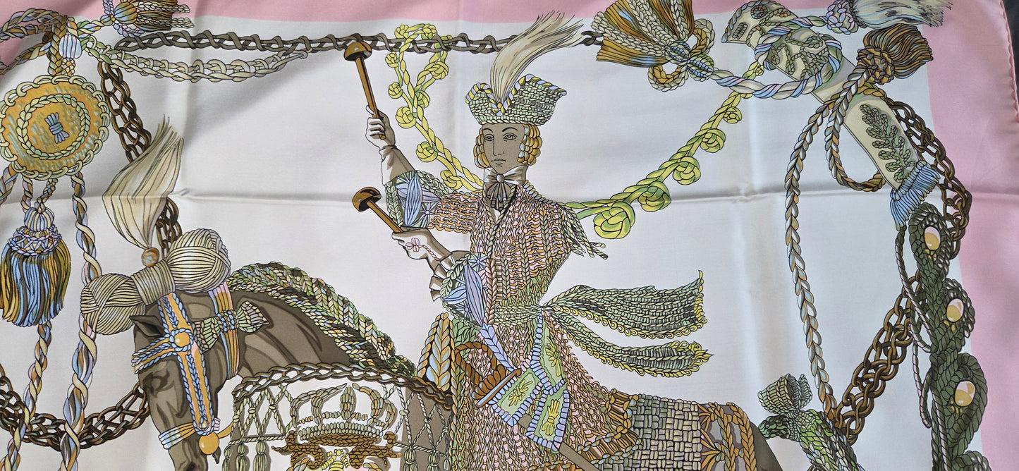 Carré Hermès en twill de soie "Le Timbalier "