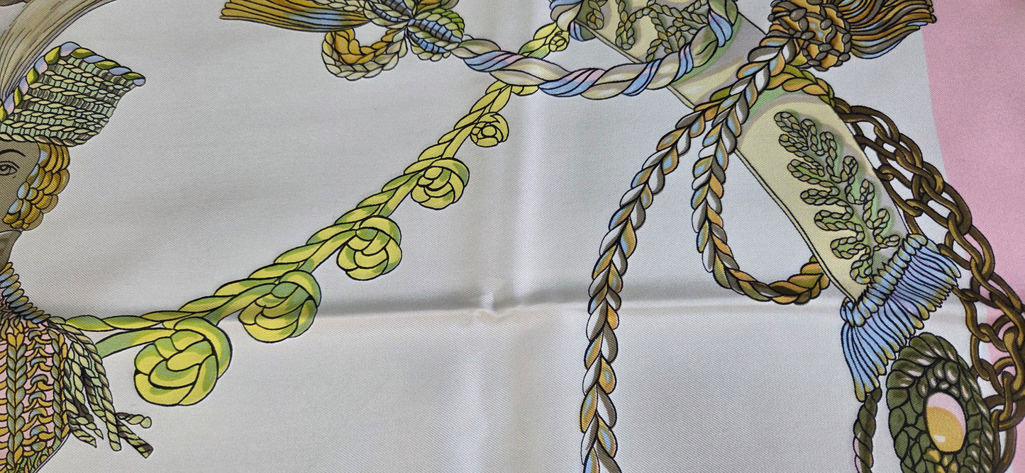 Carré Hermès en twill de soie "Le Timbalier "