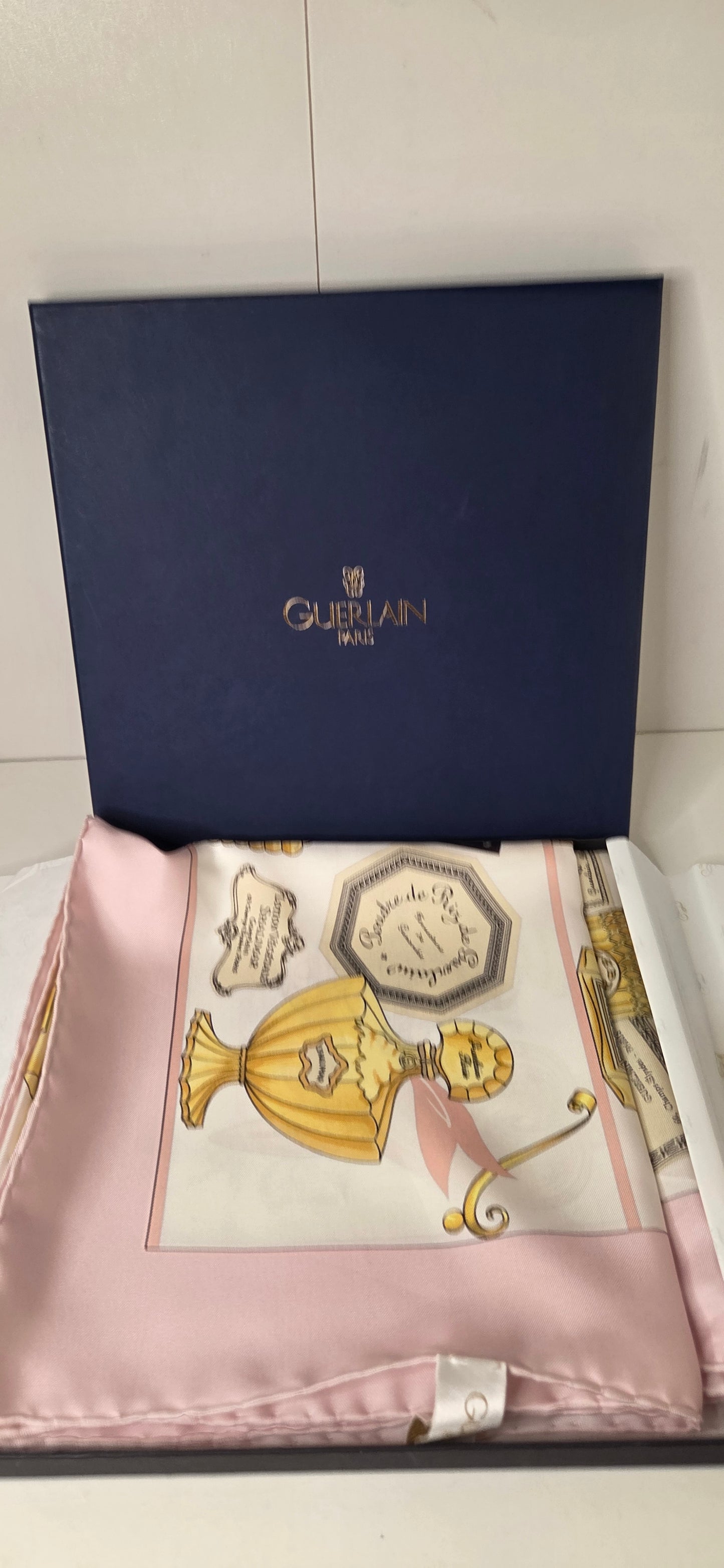 Carré Guerlain en twill de soie