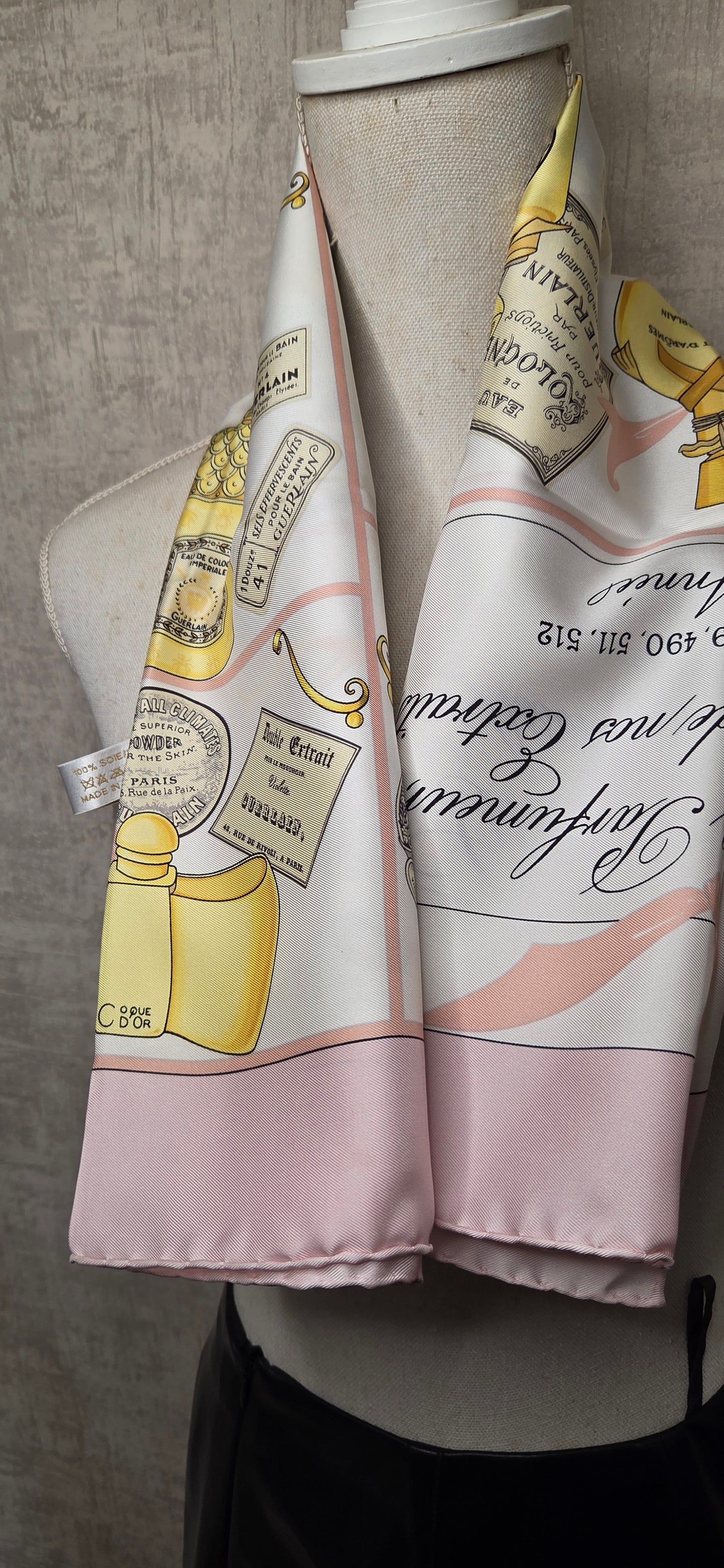 Carré Guerlain en twill de soie