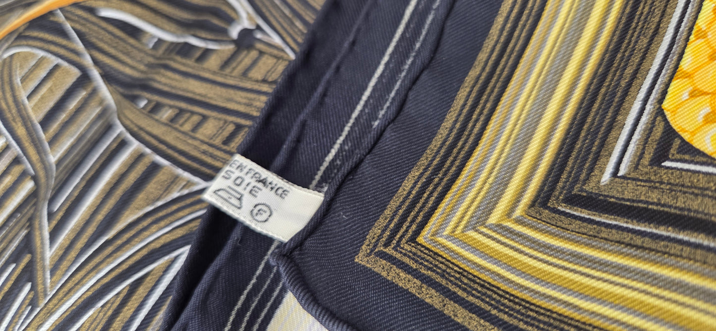 Carré Hermès en twill de soie "Mare aux Canards "