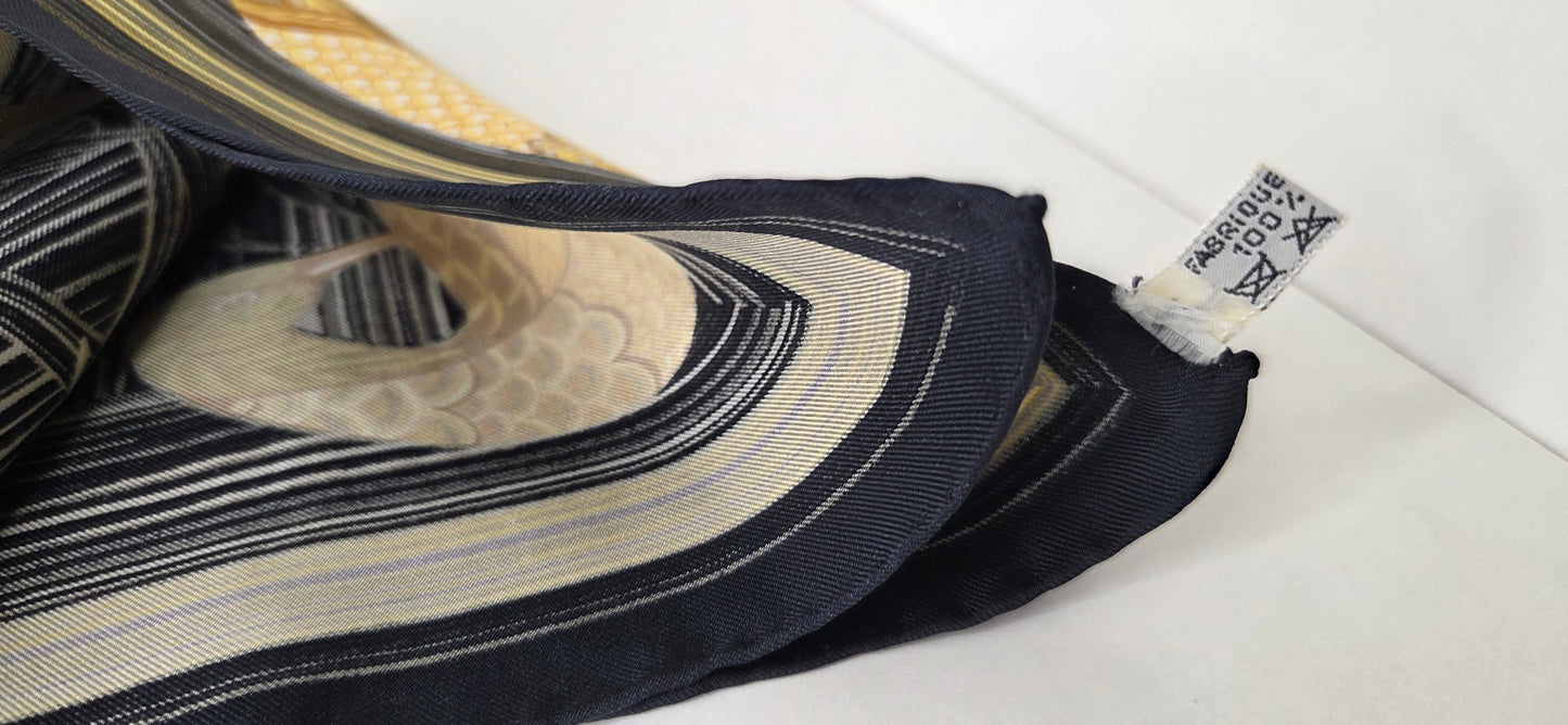 Carré Hermès en twill de soie "Mare aux Canards "