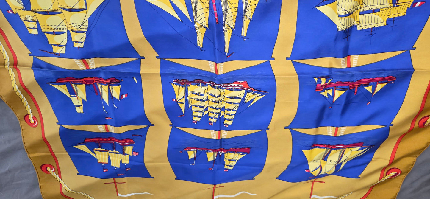 Carré Hermès en twill de soie "Grand Largue"