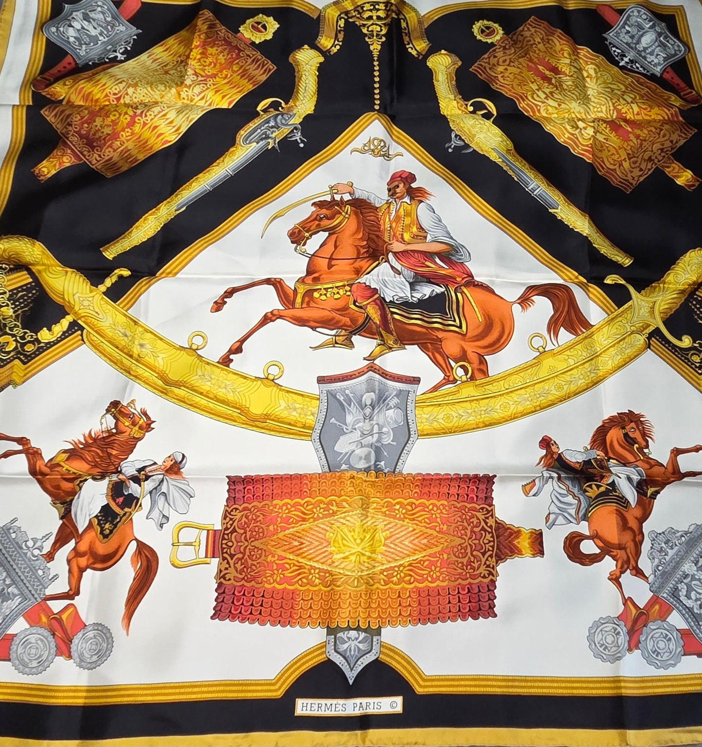 Carré Hermès en twill de soie "1821 Cavalier Ottoman"