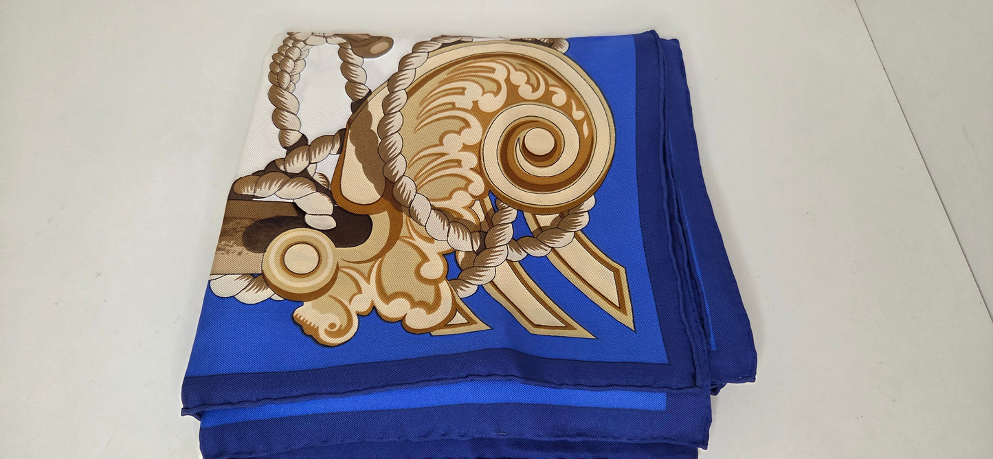 Carré Hermès en twill de soie intitulé "Tribord"