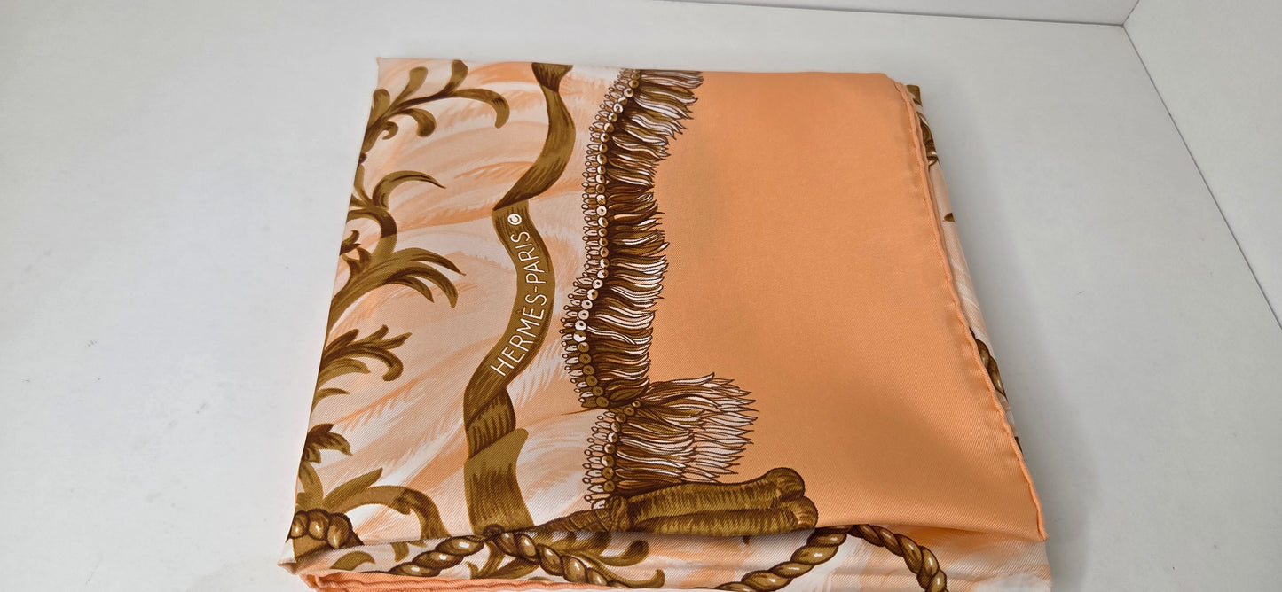 Carré Hermès en twill de soie "Fripon"