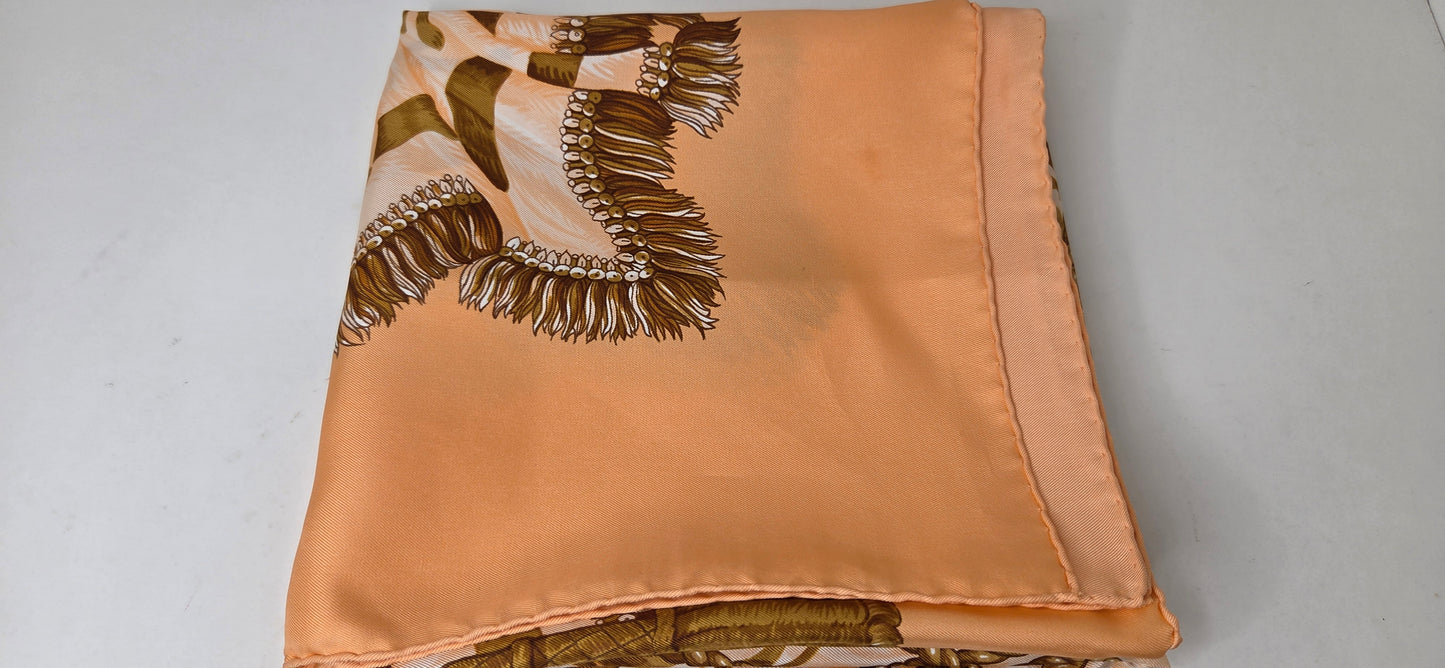 Carré Hermès en twill de soie "Fripon"