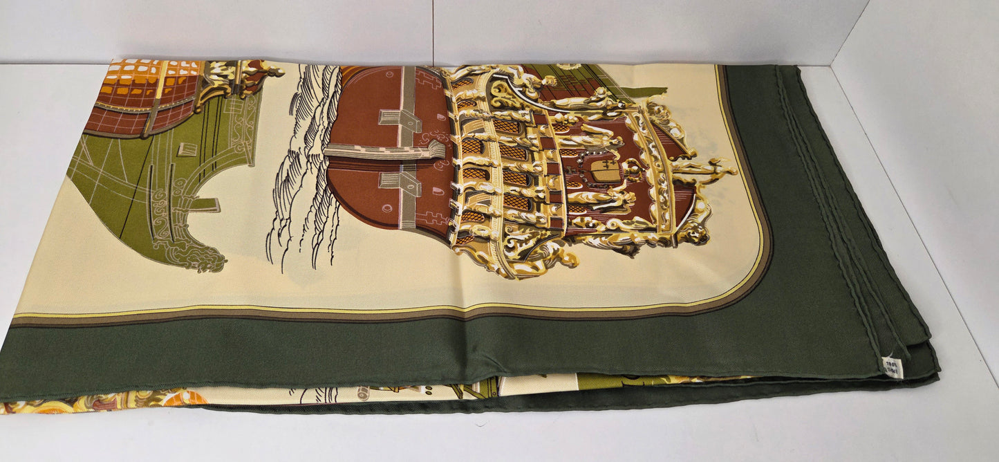 Carré Hermès en twill de soie "Grande Marine"