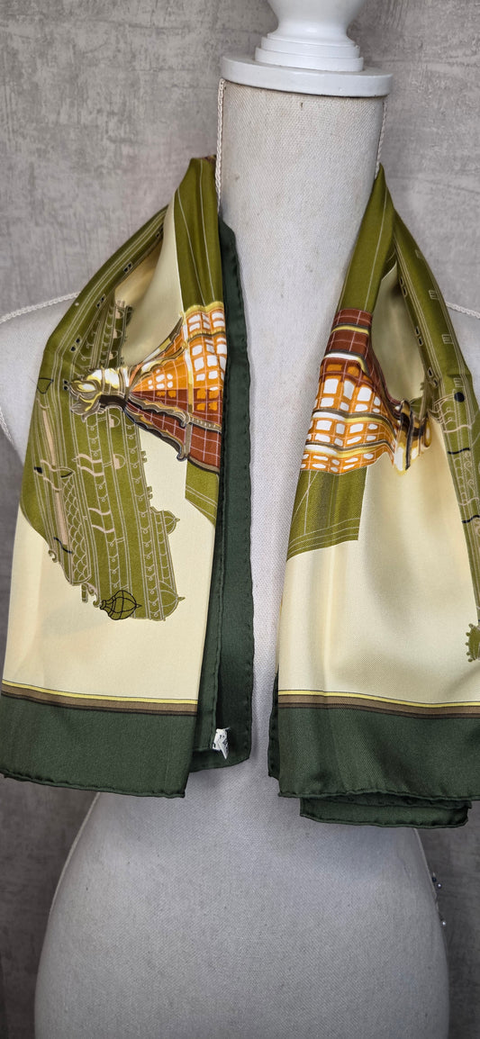 Carré Hermès en twill de soie "Grande Marine"