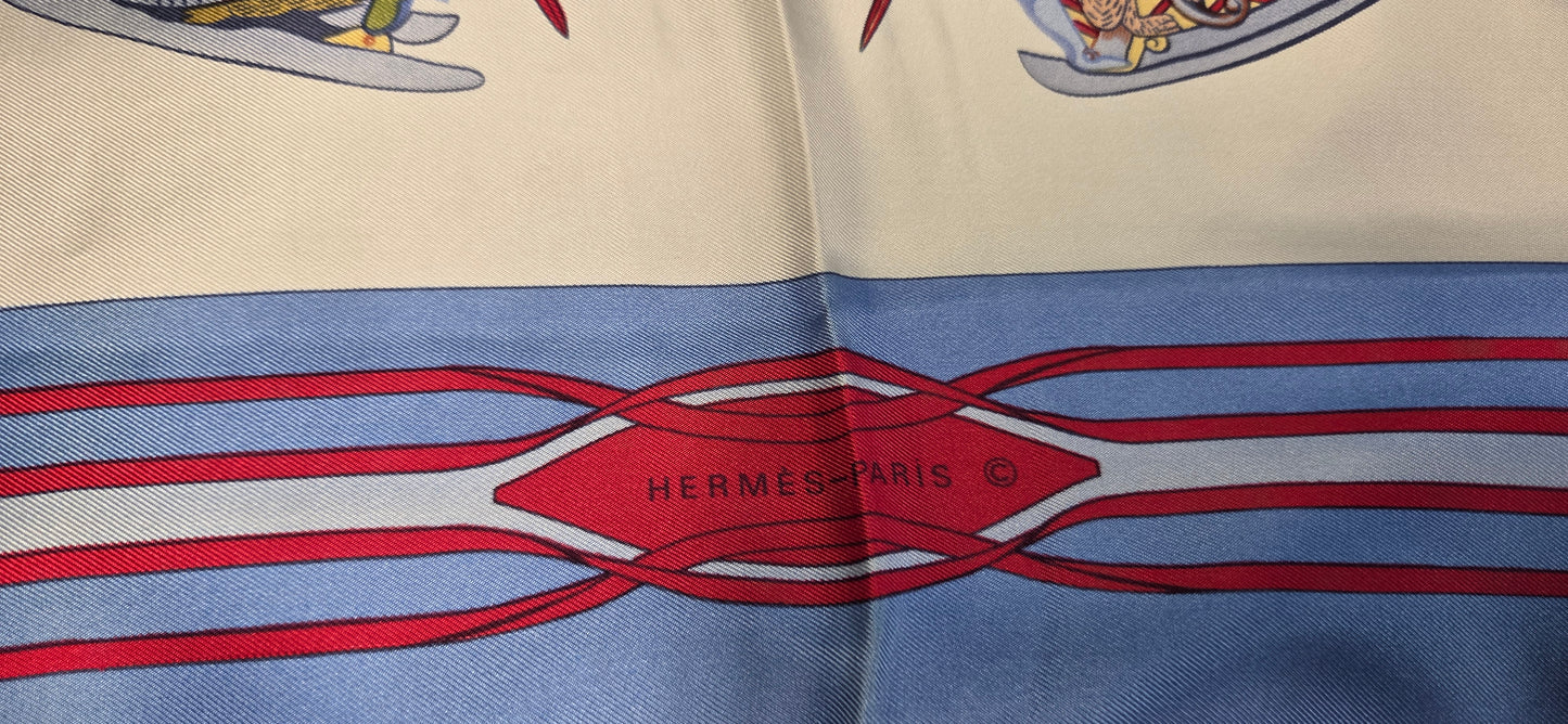 Carré Hermès en twill de soie "Les Fantaisies du Roy "