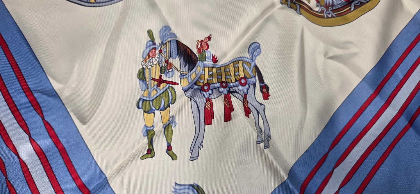 Carré Hermès en twill de soie "Les Fantaisies du Roy "
