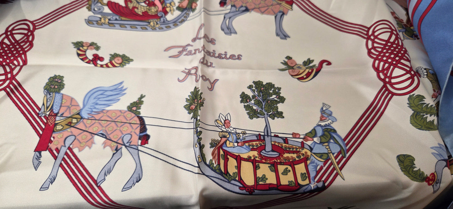 Carré Hermès en twill de soie "Les Fantaisies du Roy "