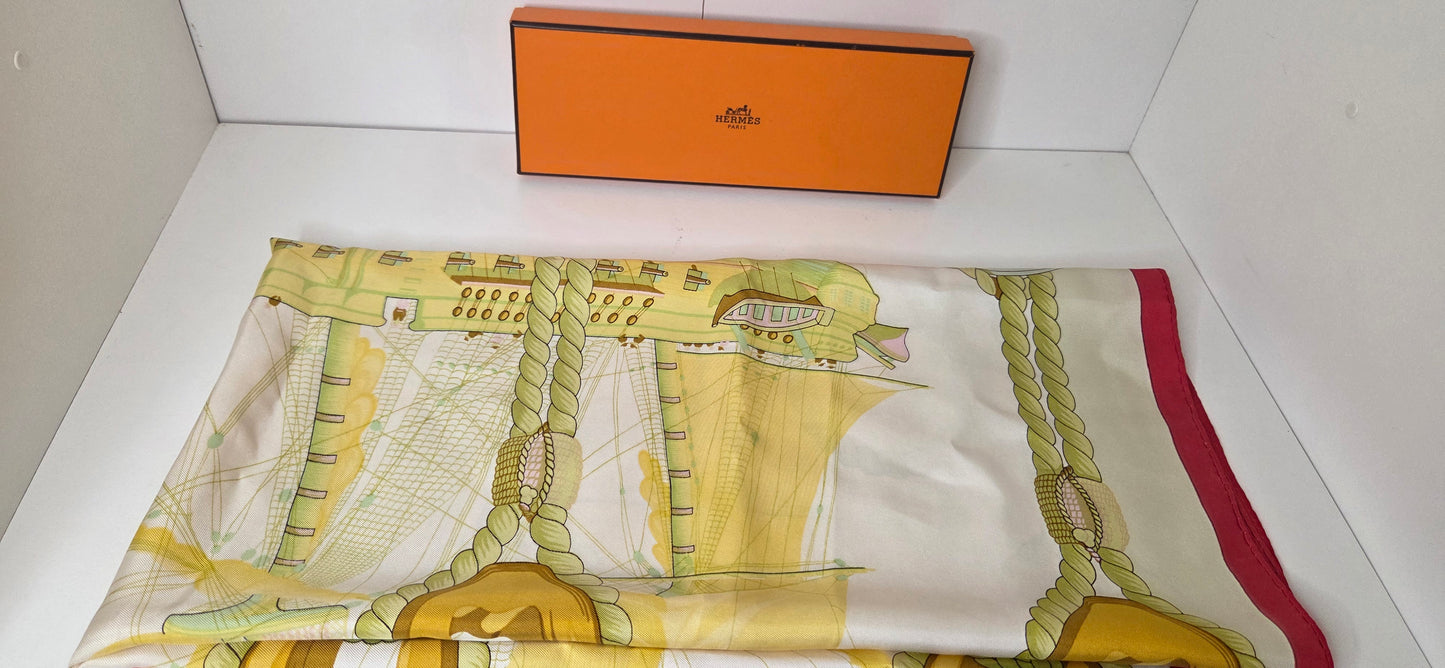Carré Hermès en twill de soie intitulé "Tribord "