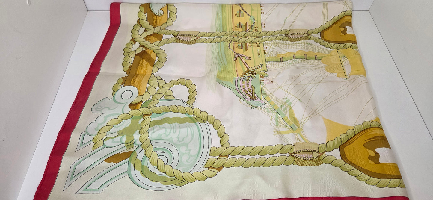 Carré Hermès en twill de soie intitulé "Tribord "