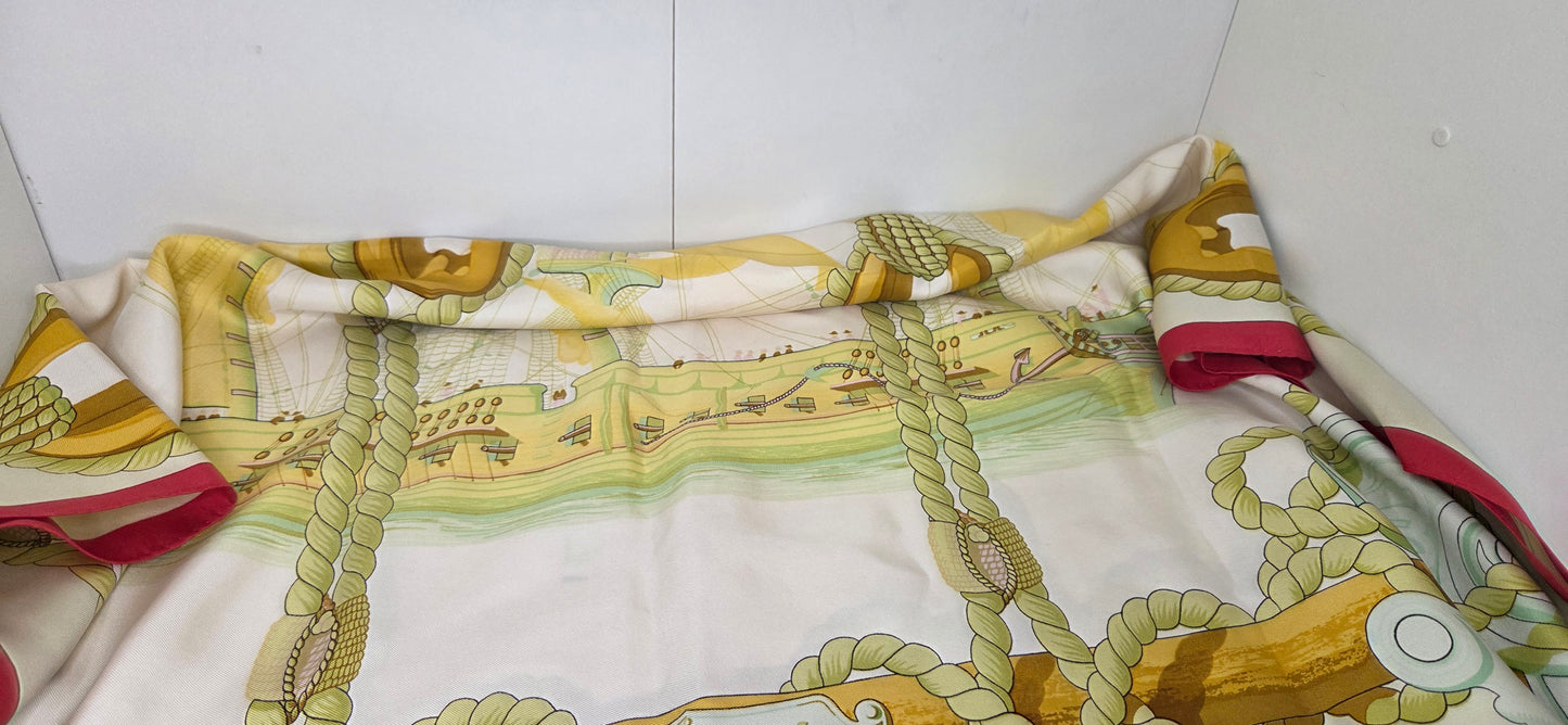 Carré Hermès en twill de soie intitulé "Tribord "