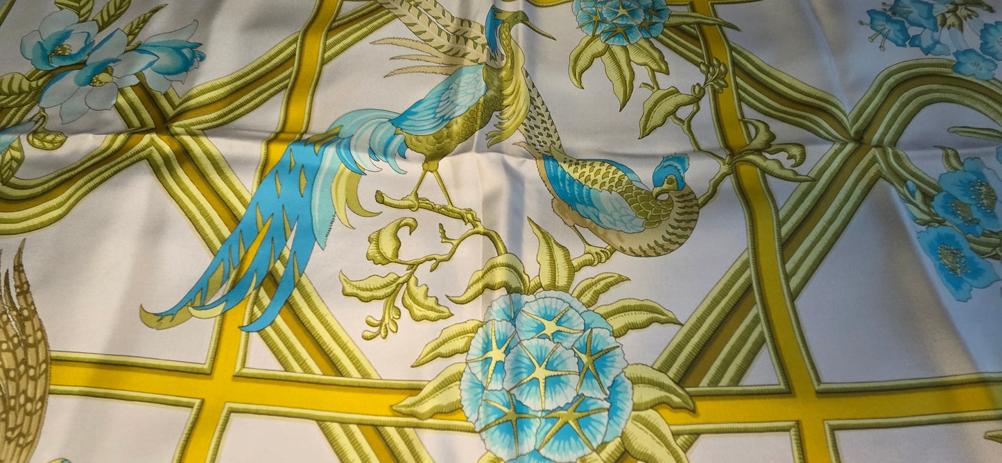 Carré Hermès en twill de soie intitulé "Caraïbes "