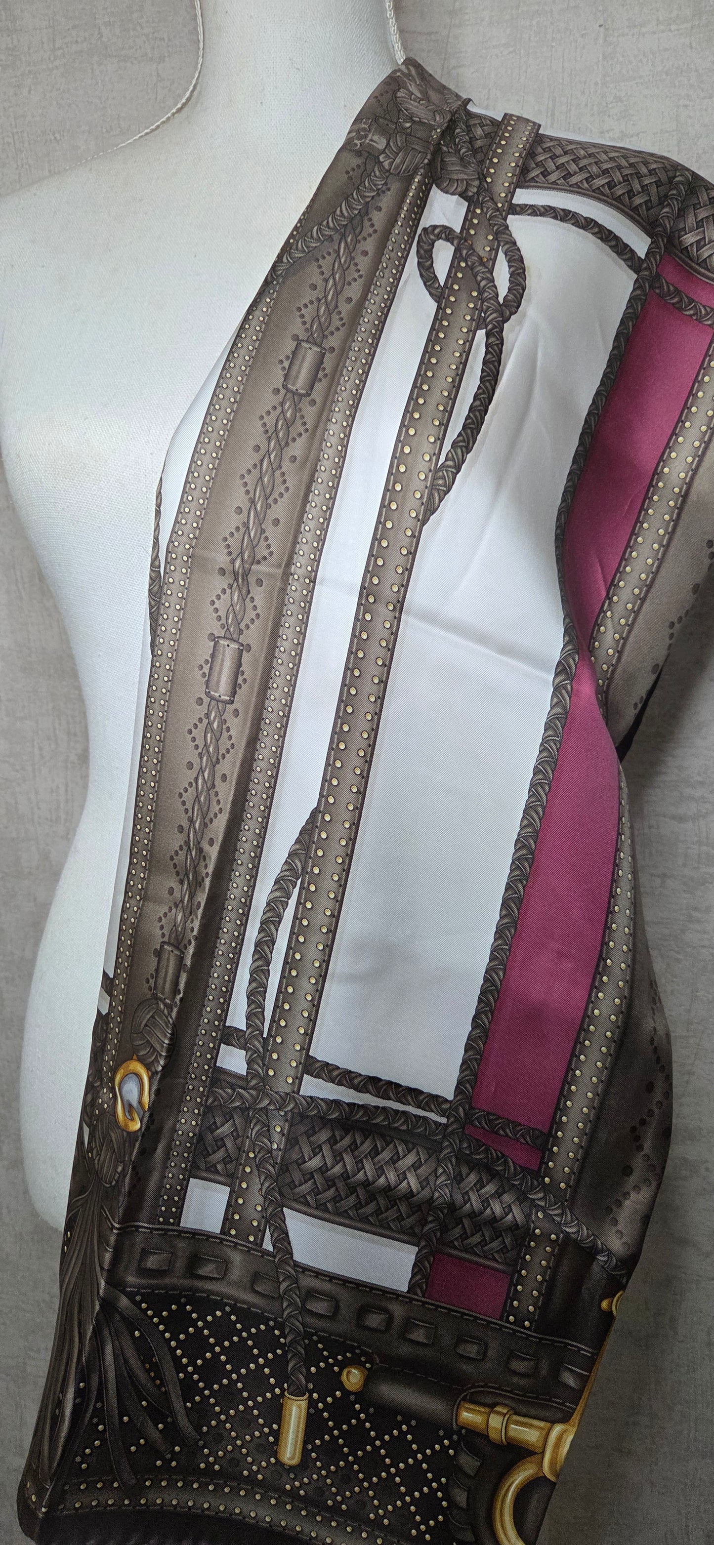 Carré  Gucci En Twill De Soie