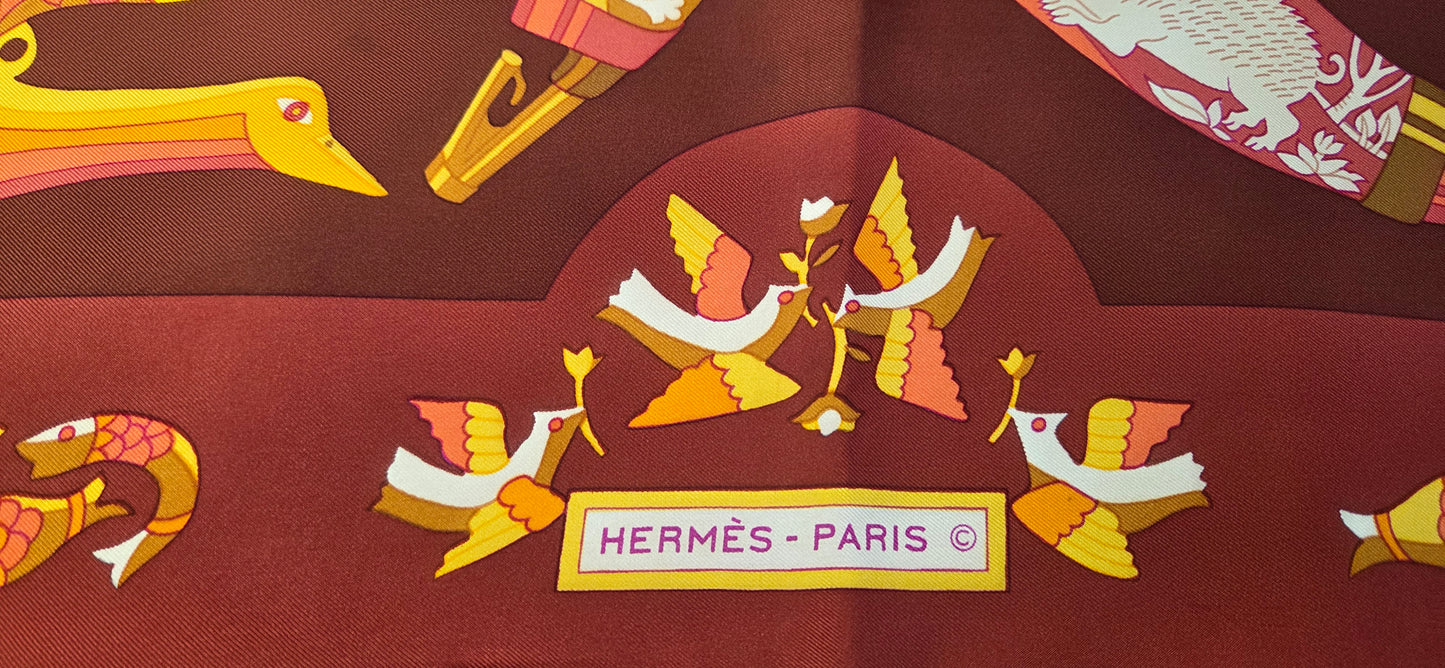 Carré Hermès en twill de soie intitulé "Ritote"