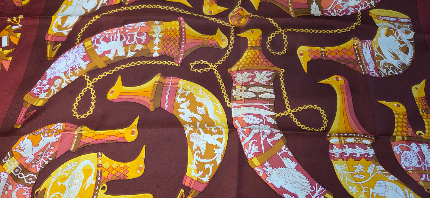 Carré Hermès en twill de soie intitulé "Ritote"