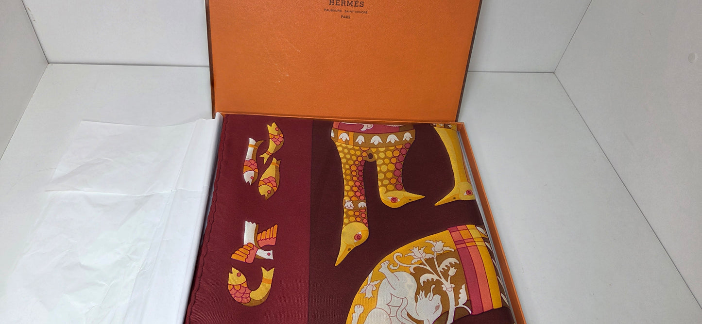 Carré Hermès en twill de soie intitulé "Ritote"