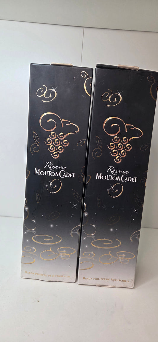 Lot of 2 bottles of Sauternes Mouton Cadet 2010 Vintage Excellent