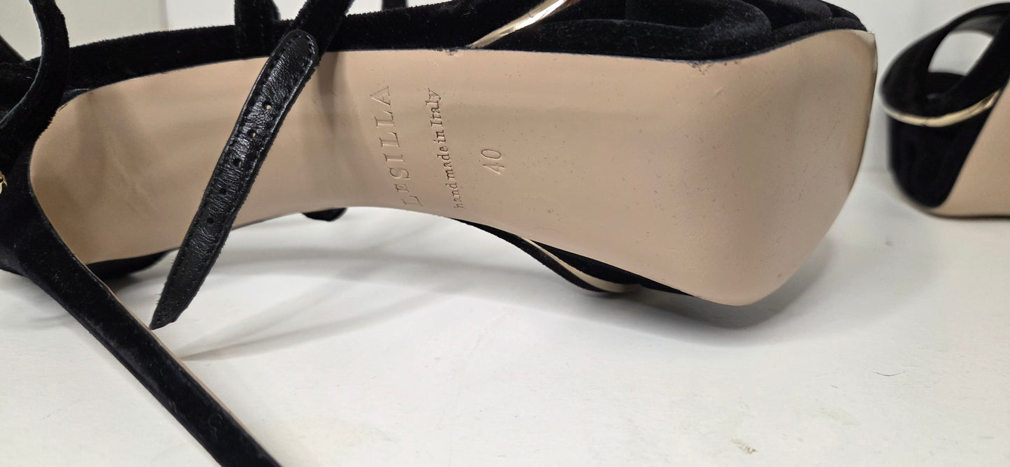 Le Silla Heels/Escarpins T40