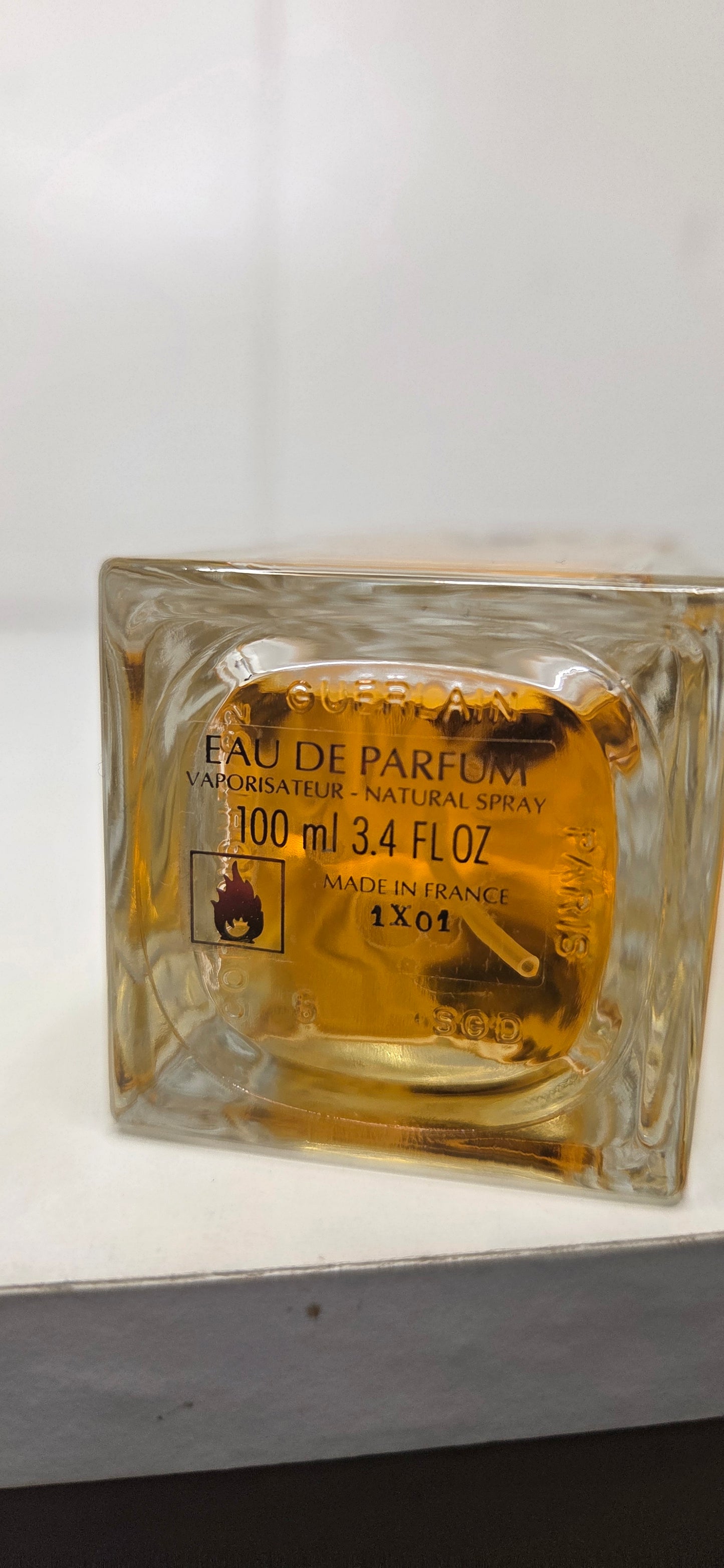 Guerlain Vintage Perfume "Jardin De Bagatelle " Eau de Parfum 100ml ( 95ml left.)