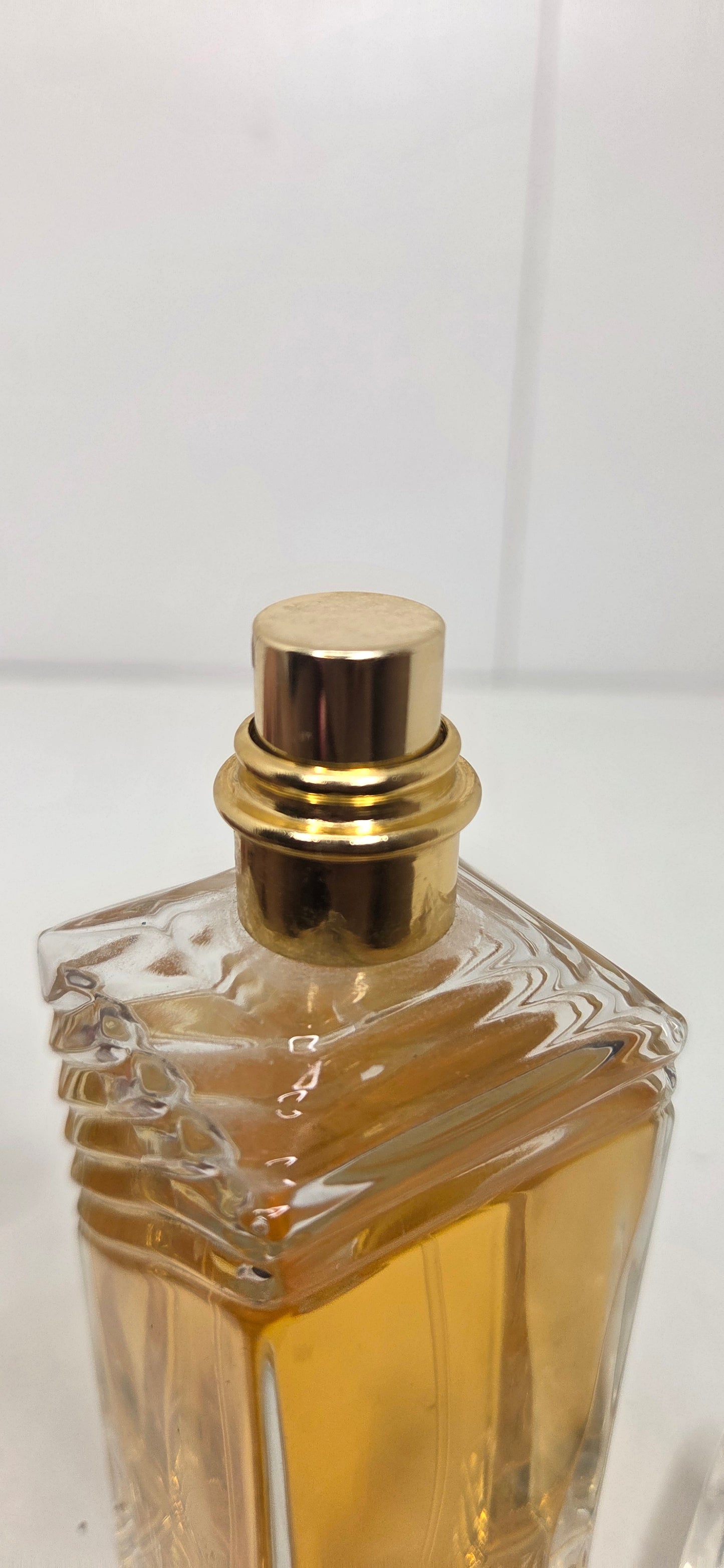 Guerlain Vintage Perfume "Jardin De Bagatelle " Eau de Parfum 100ml ( 95ml left.)