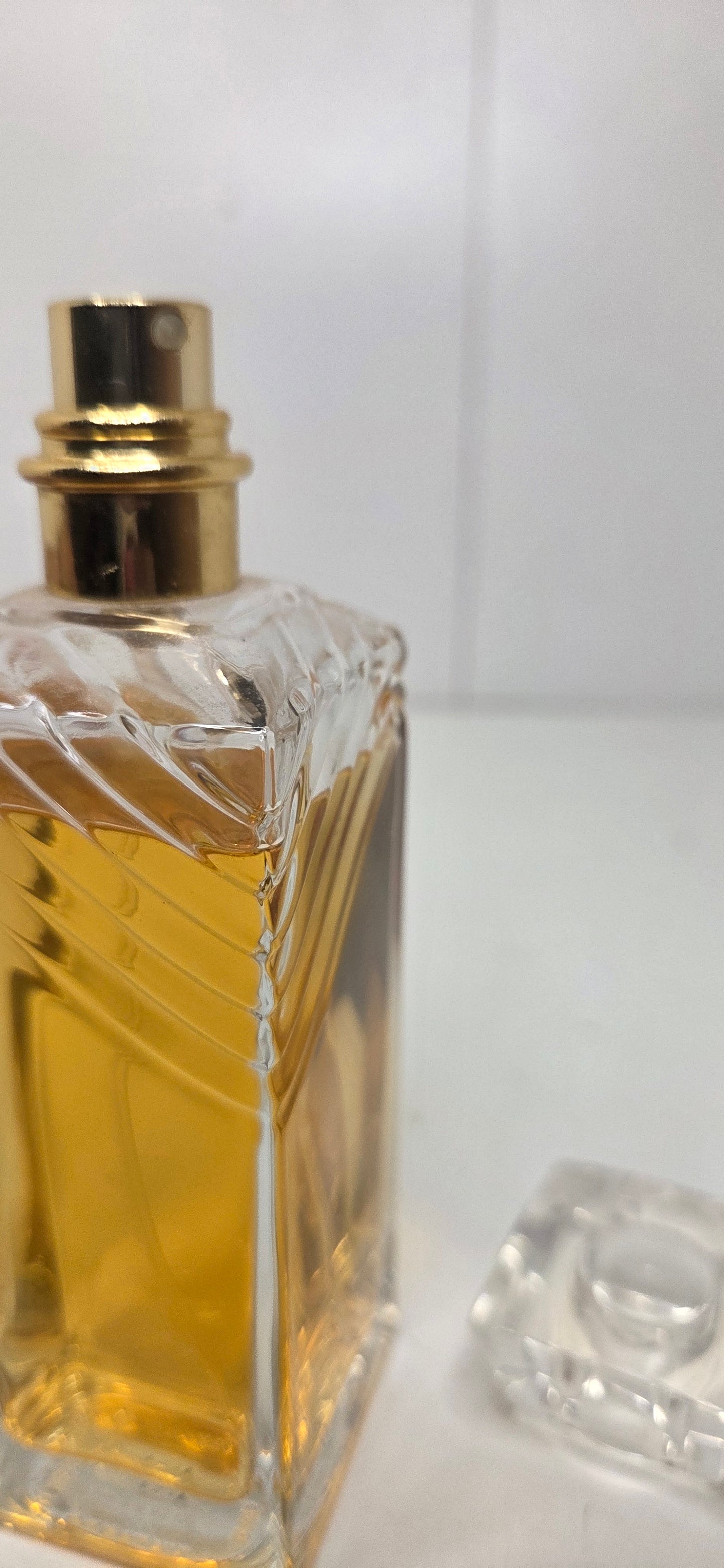 Guerlain Vintage Perfume "Jardin De Bagatelle " Eau de Parfum 100ml ( 95ml left.)