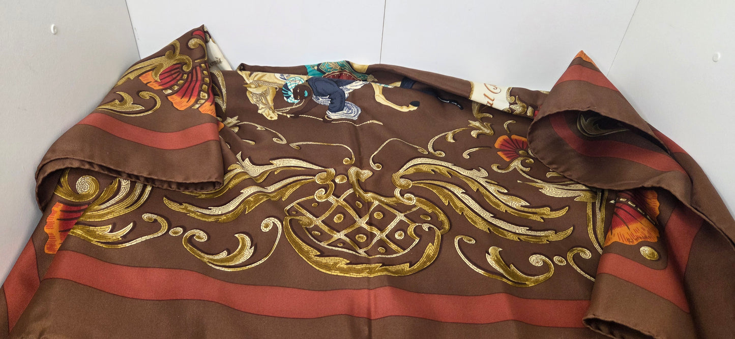 Carré Hermès en twill de soie intitulé " Le Cheval Turc "