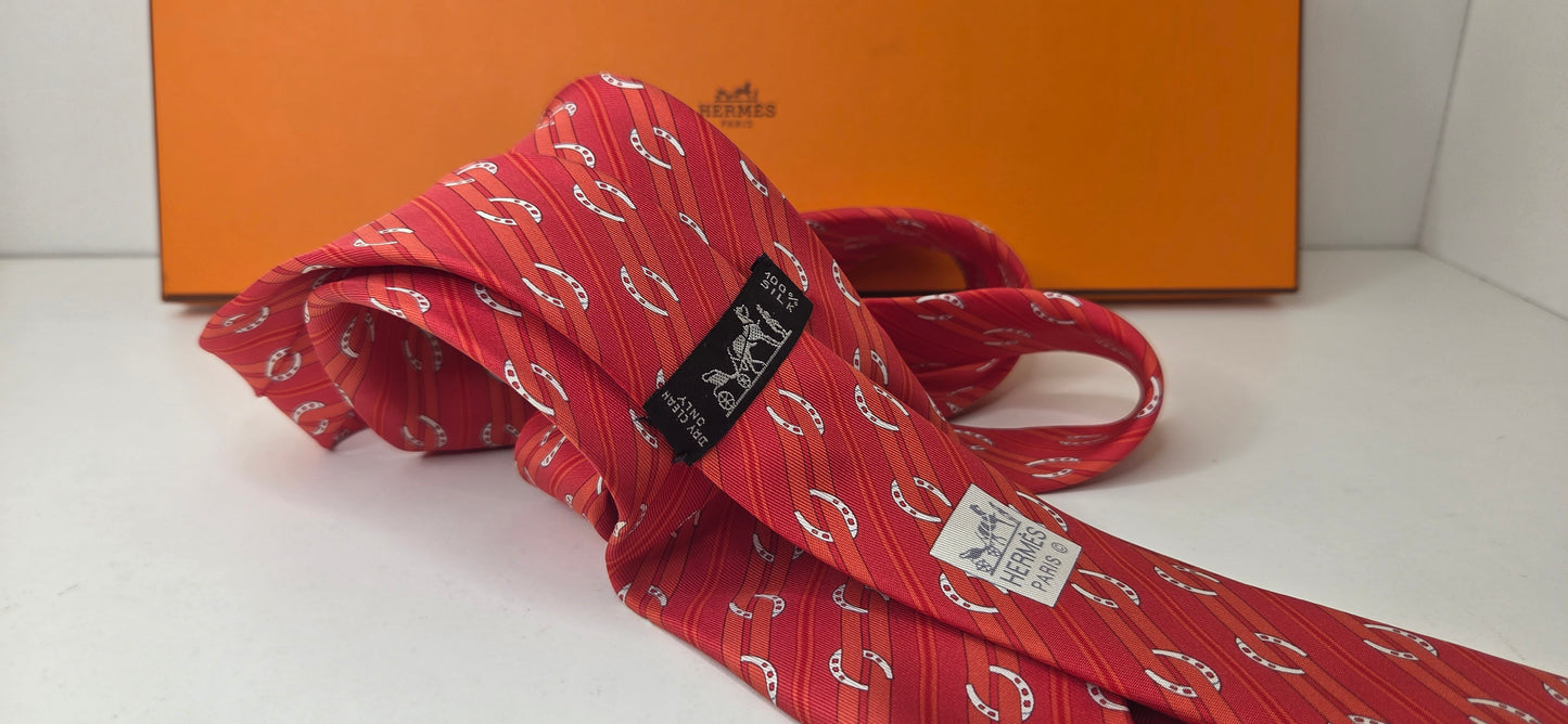 Cravate Hermès en soie